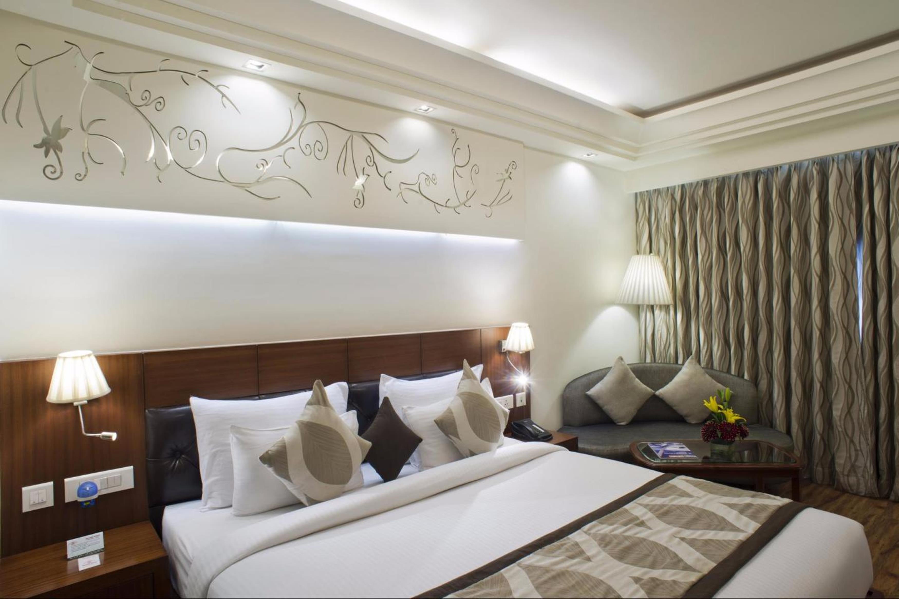 Hotel Regent Grand Ню Делхи Екстериор снимка