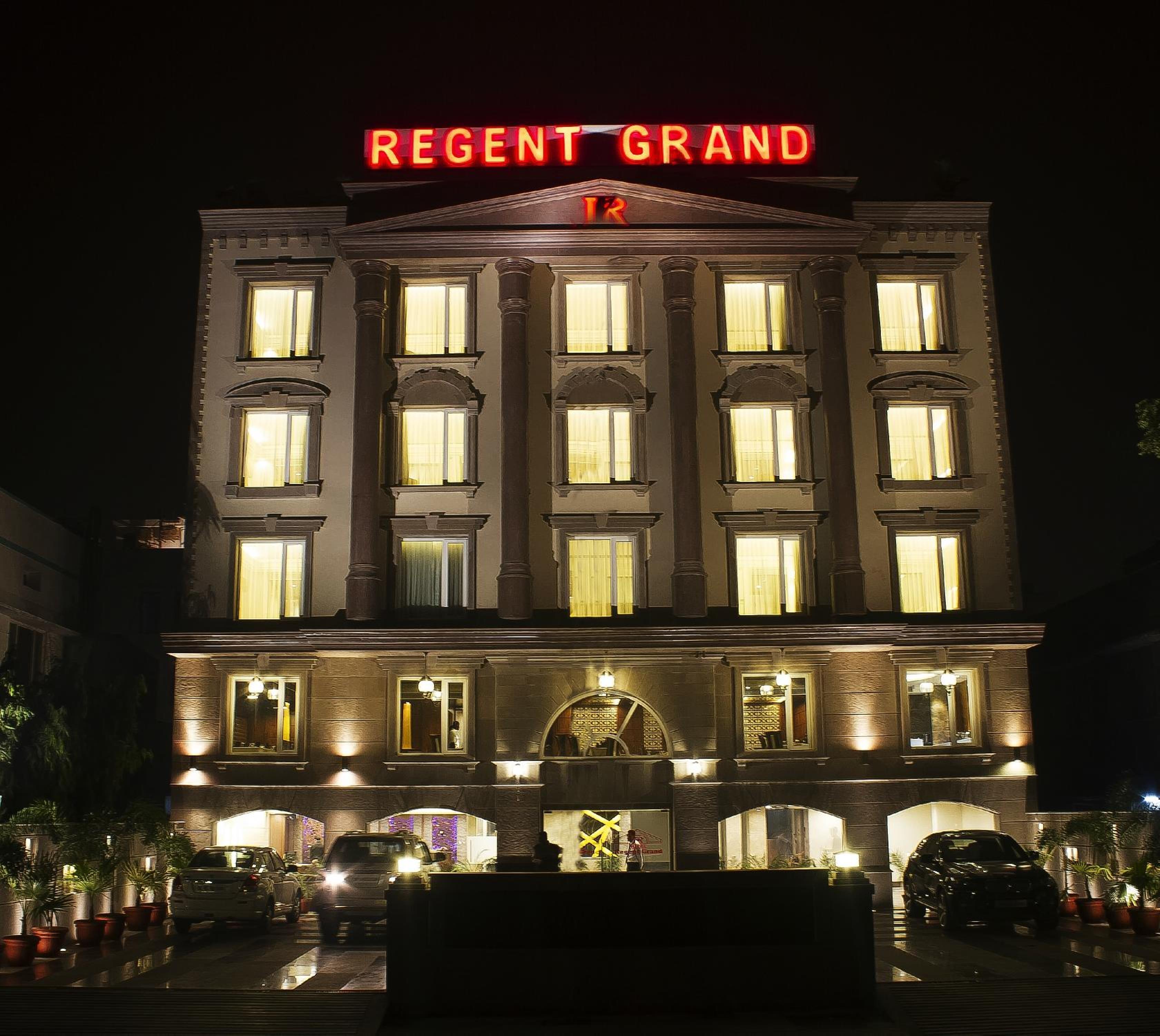 Hotel Regent Grand Ню Делхи Екстериор снимка