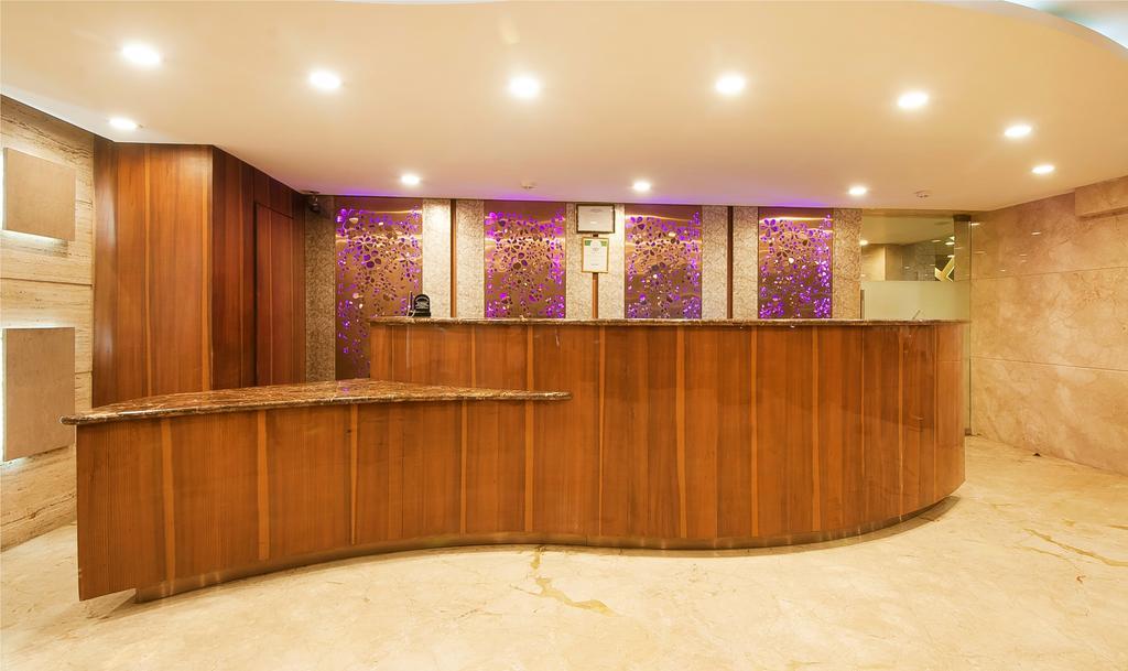 Hotel Regent Grand Ню Делхи Екстериор снимка