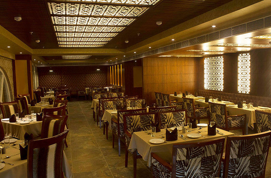 Hotel Regent Grand Ню Делхи Екстериор снимка